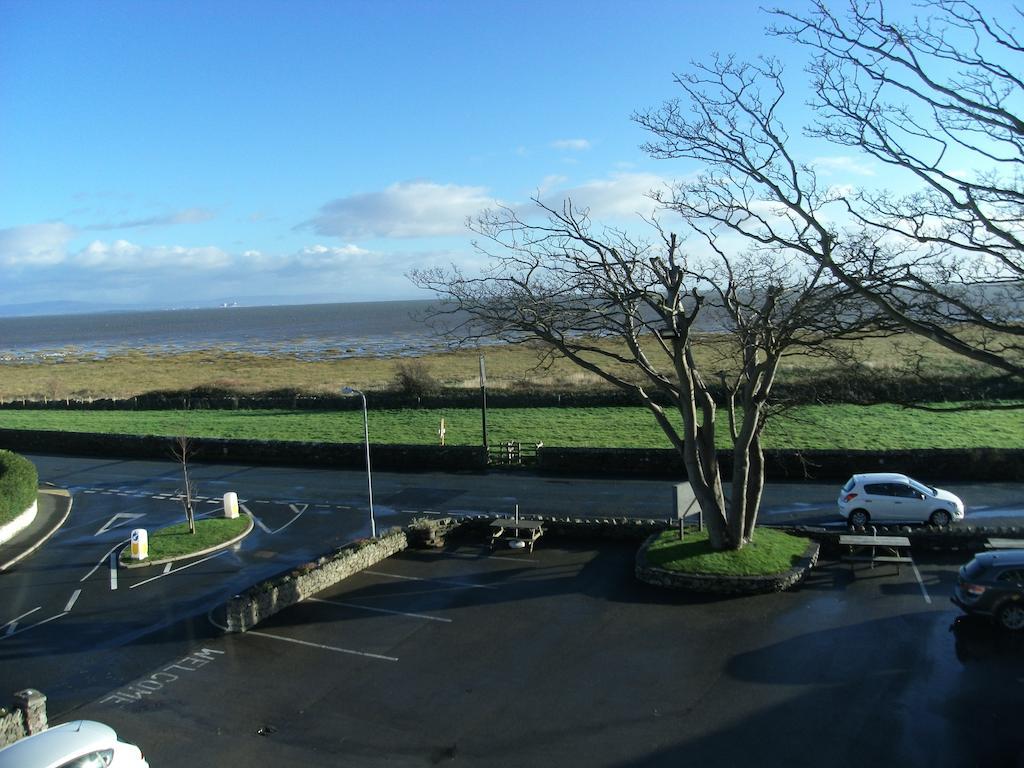 Clarkes Hotel Barrow In Furness Δωμάτιο φωτογραφία